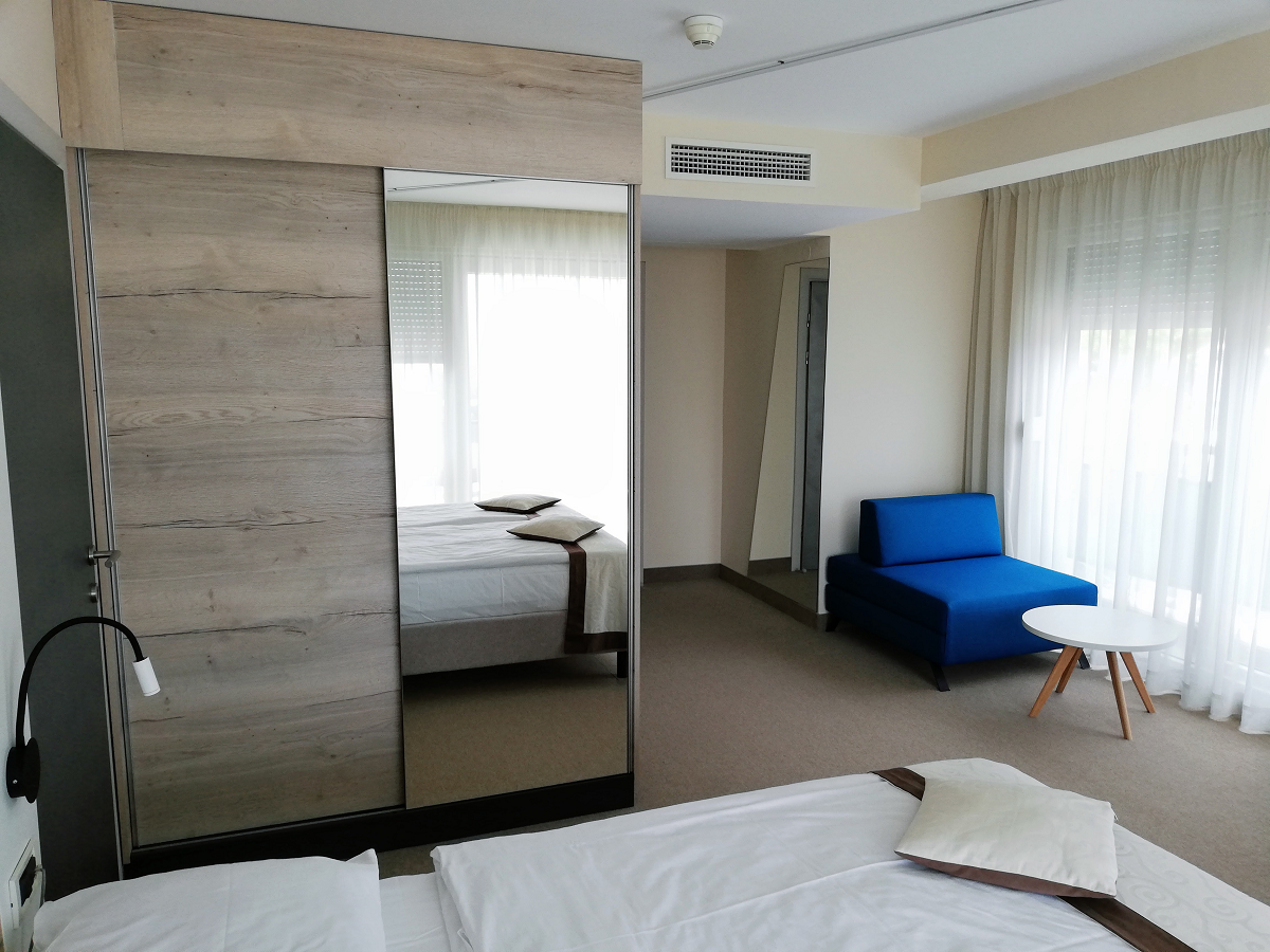 Hotelska soba, hotel, opremanje i montaža